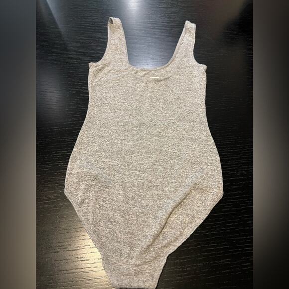 Aritzia Wilfred Free Grey Fully Bottom Bodysuit size XS - Picture 4 of 4